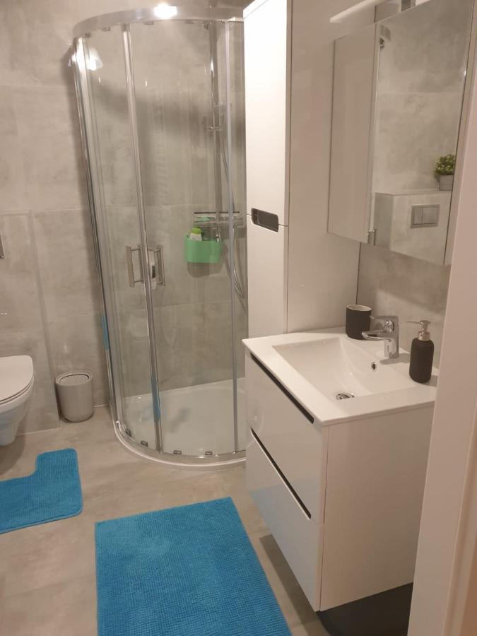 La Playa 1 Apartment Kolobrzeg Bagian luar foto